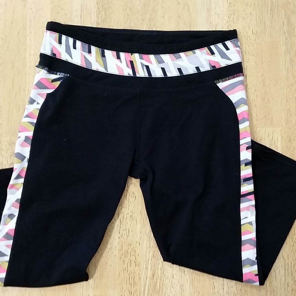 Fabletics capri leggings